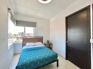 Basic Room | Bed sheets, wheelchair access - Casa Zapopan Hotel (Zapopan)