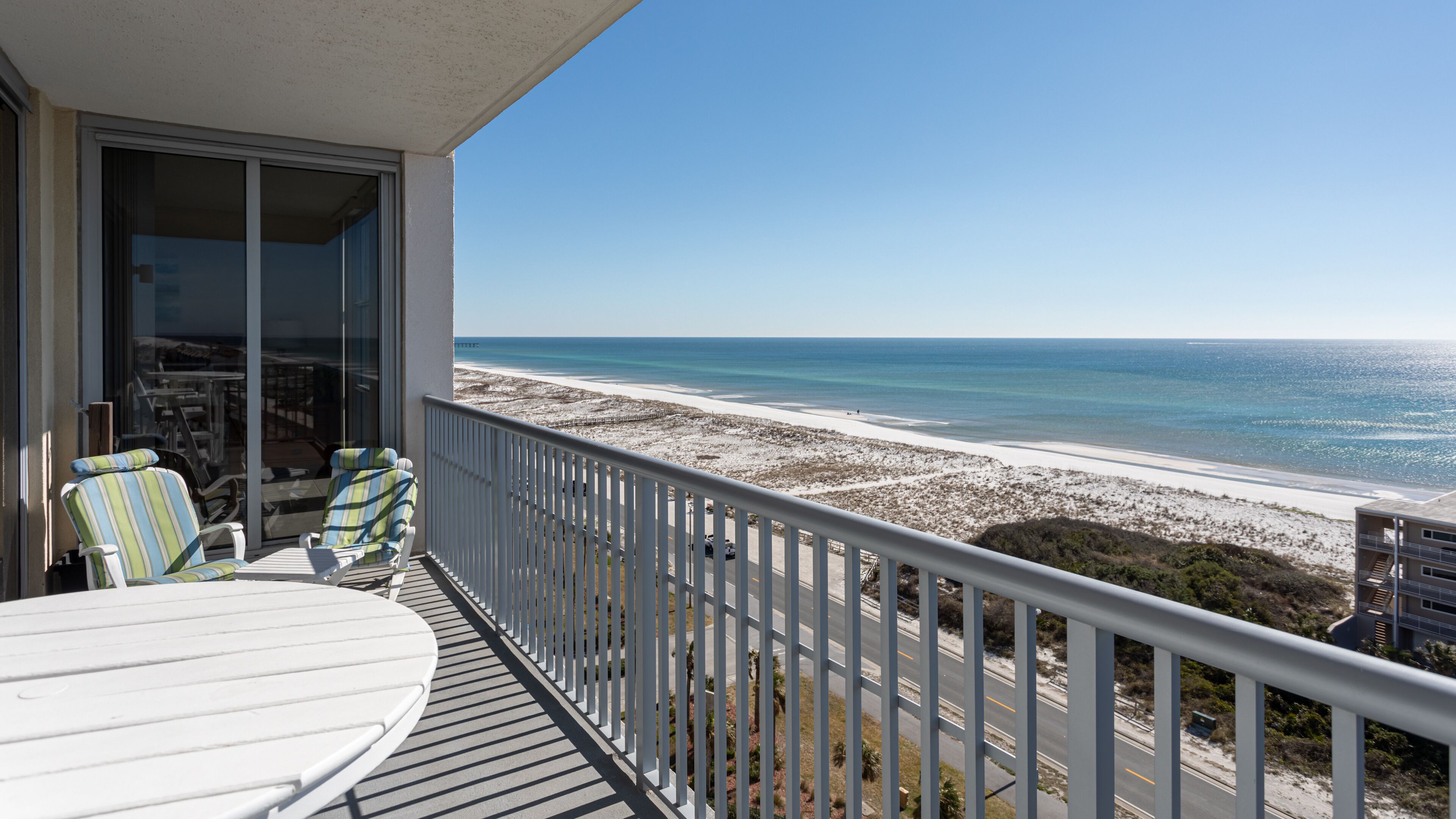 Come stay at Emerald Dolphin - 10th Floor views! Three balcony views! - Emerald Dolphin 1050