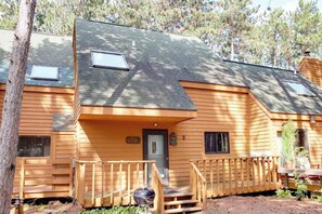 Exterior - Timbers at Christmas Mt. Resort (Wisconsin Dells)