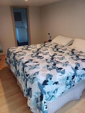 4 bedrooms, free WiFi, bed sheets