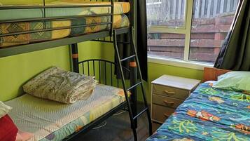 4 bedrooms, travel cot, free WiFi, bed sheets