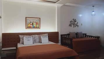 Desk, free WiFi, bed sheets