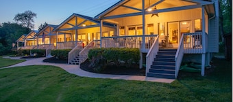 Cozy Waterfront Chalet with Great Dock