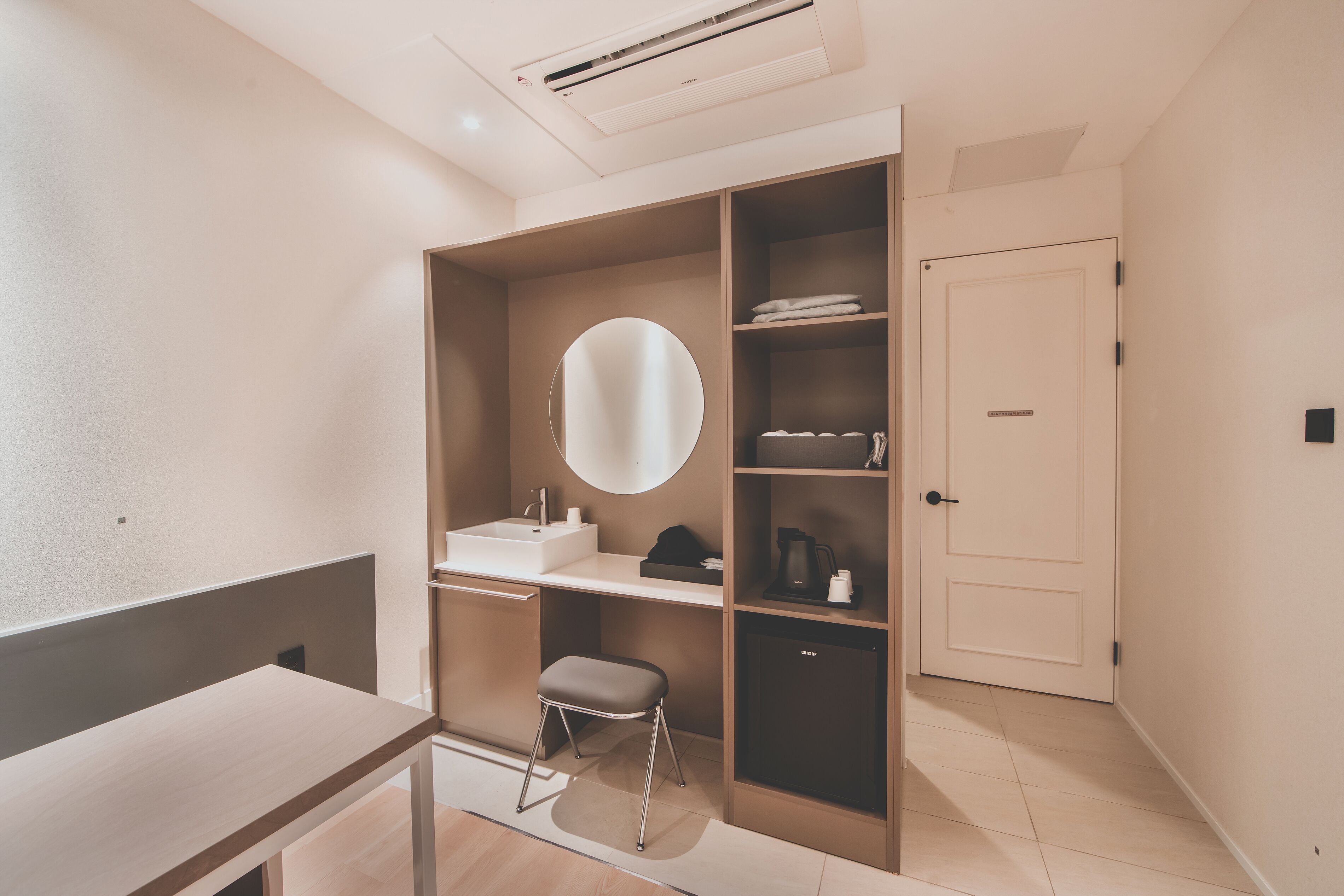 Deluxe Room | Premium bedding, memory foam beds, laptop workspace, blackout drapes