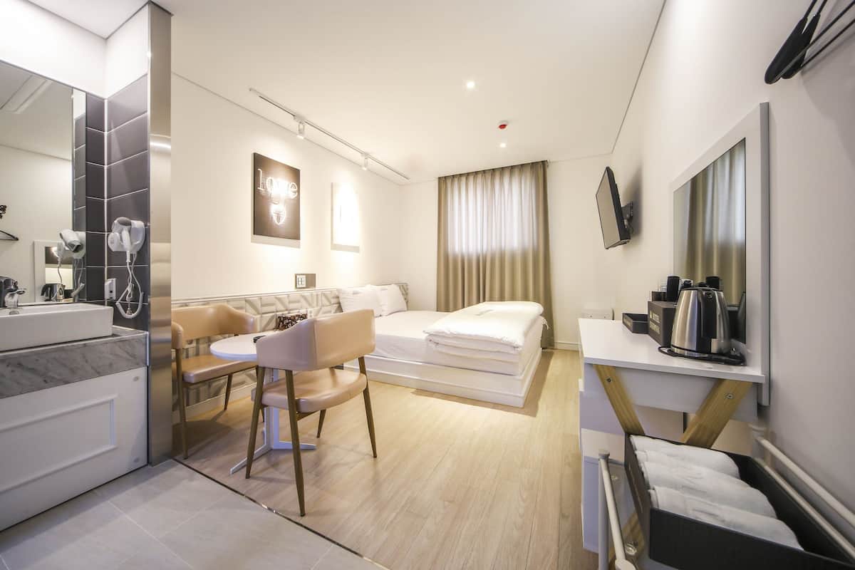 Quarto standard | Roupas de cama premium