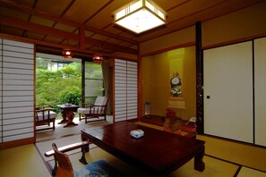 Dining - Onsen Ryokan Mitake (Hakone)