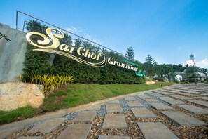 Exterior detail - Saichon Grand View Resort (Ban Ta Khun)