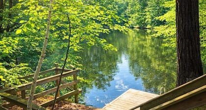 Pine Cottage sur le lac Blass