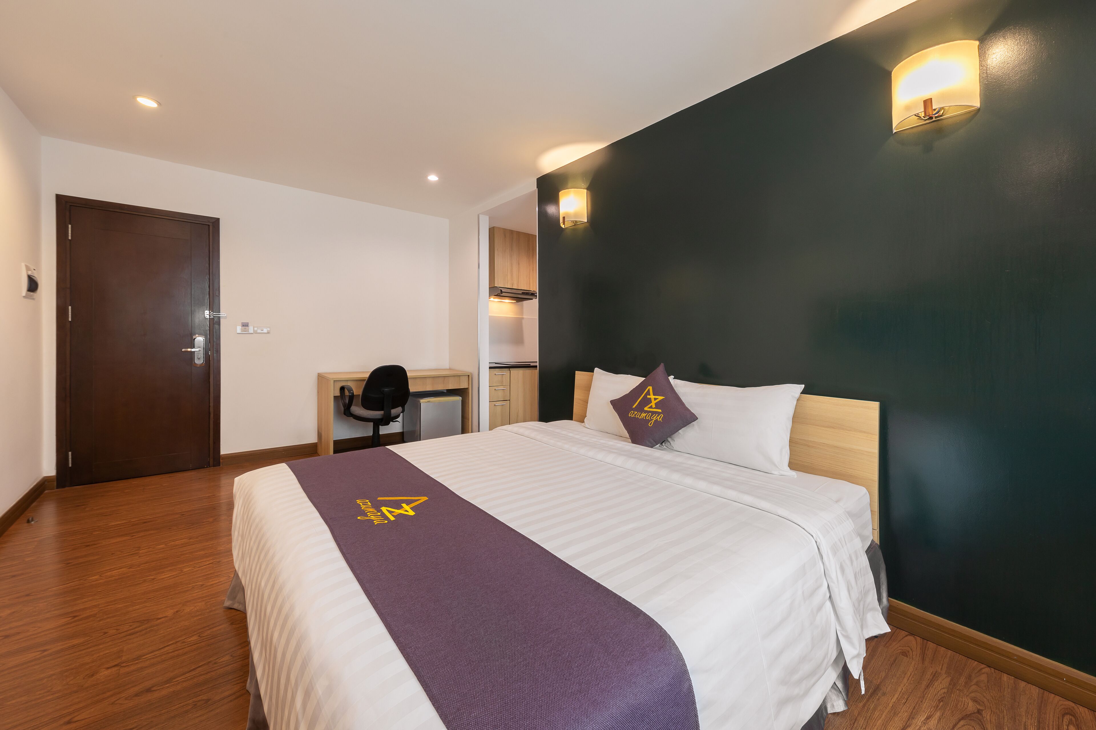 executive with kitchen | in-room safe, desk, blackout curtains, iron/ironing board