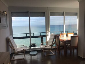 Dining - Stunning views to the sea / Fuengirola Apartment (Fuengirola)