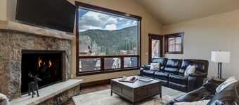 Luxury Home, Private Hot Tub, Enjoy Keystone, Breckenridge, A Basin, Copper!