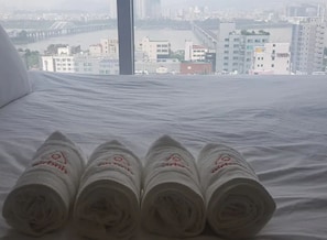 Bathroom amenities - Stay One (Seoul)