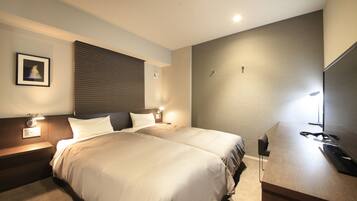 In-room safe, desk, iron/ironing board, free WiFi