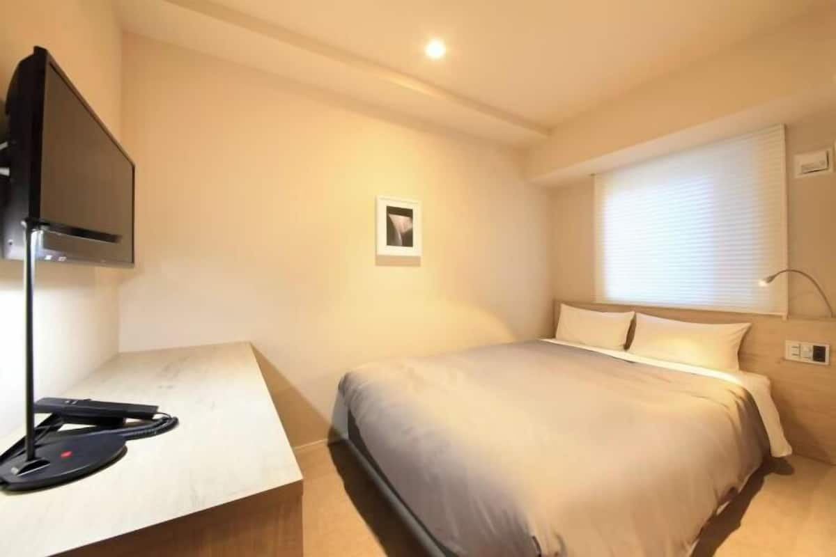In-room safe, desk, iron/ironing board, free WiFi