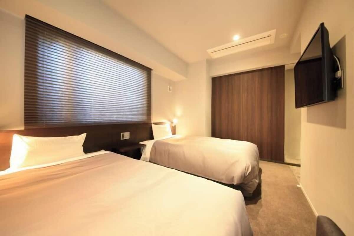 In-room safe, desk, iron/ironing board, free WiFi