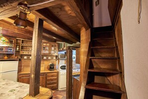 Fridge, microwave, stovetop, dishwasher - Capricious Triplex In Betren, Valle Aran, Baqueira (Betren)