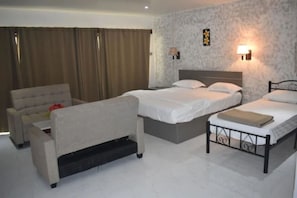 Deluxe Room | Individually decorated, individually furnished, soundproofing - Galaxy Hotels & Apartments (Labasa)