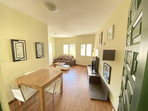 Interior - Josep Sabate, 4 2 - One Bedroom Apartment, Sleeps 4 (Roses)