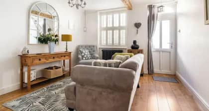 Fischerhütte in Strandnähe