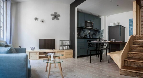 TV, DVD player, books