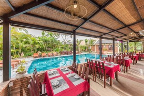 Daily continental breakfast for a fee - La Paloma Resort (Phu Quoc)