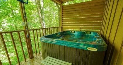 The Nest at Hiding Place Cabins