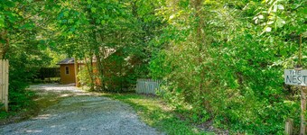 The Nest at Hiding Place Cabins