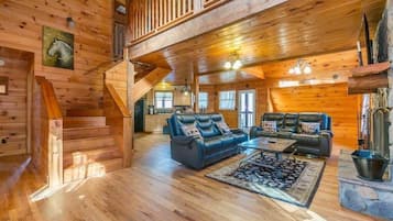 Smart TV, fireplace, DVD player, offices