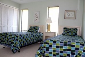 2 bedrooms, iron/ironing board, travel cot, WiFi - Resilient & Revitalized! Vacation home on stilts on Captiva Island. (Captiva)