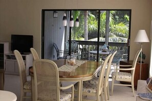 Dining - Resilient & Revitalized! Vacation home on stilts on Captiva Island. (Captiva)