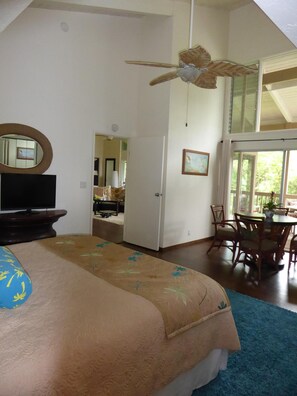 3 bedrooms, iron/ironing board, travel crib, free WiFi