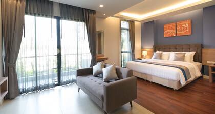 Green Ville Laguna Hotel