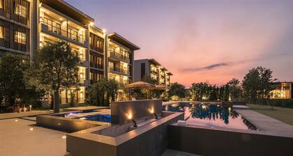 Green Ville Laguna Hotel