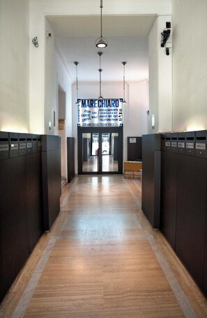 Hallway - HOTEL MARECHIARO (Rome)