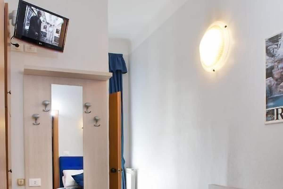 Desk, laptop workspace, iron/ironing board (on request), free WiFi