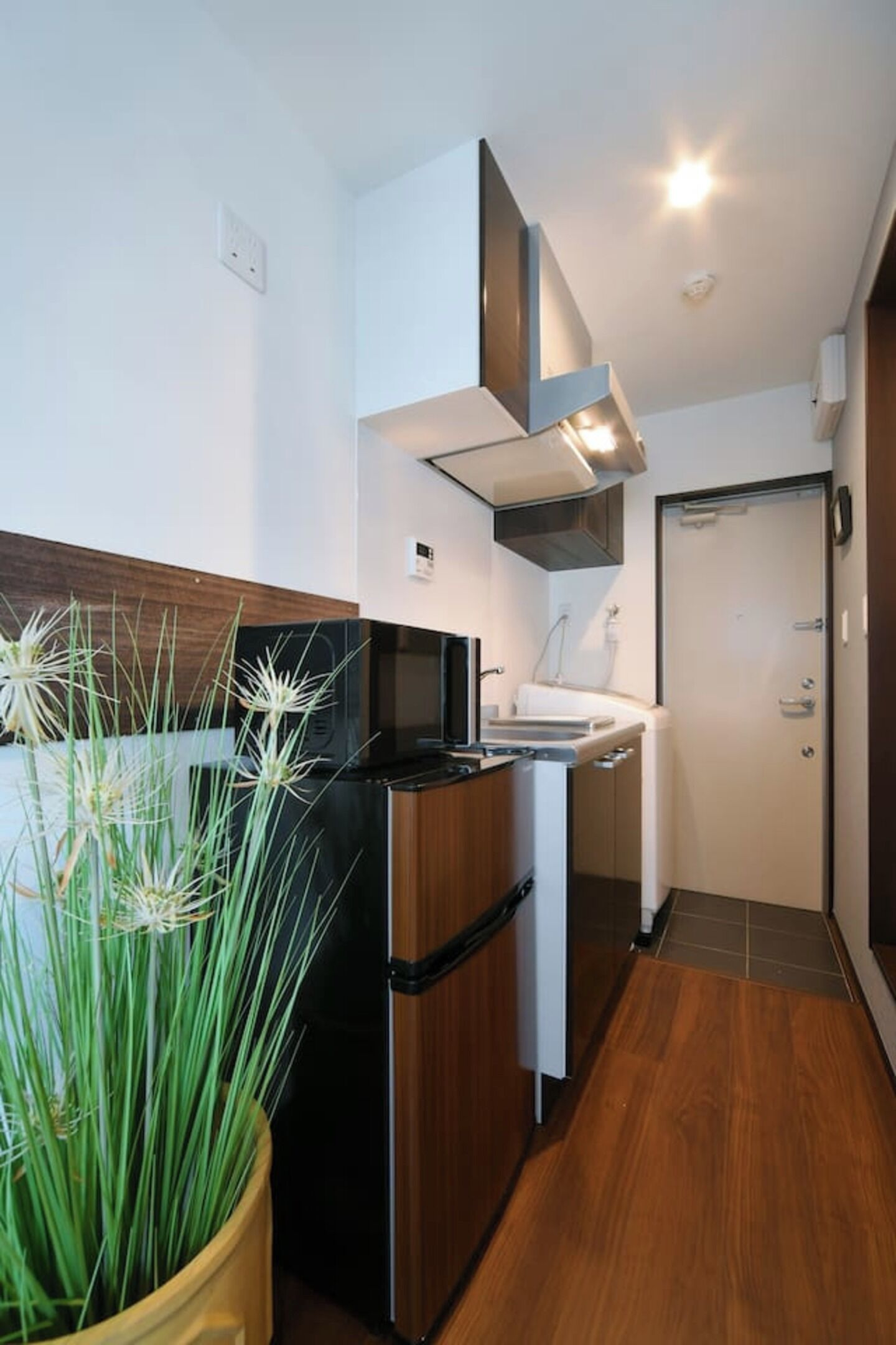 Apartment with Loft (2F) – No Elevetor | Private kitchen | Full-size fridge, microwave, stovetop, electric kettle