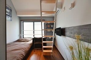 Apartment with Loft (2F) – No Elevetor | 1 bedroom, desk, free WiFi - Stylewood Sangenjyaya (Tokyo)