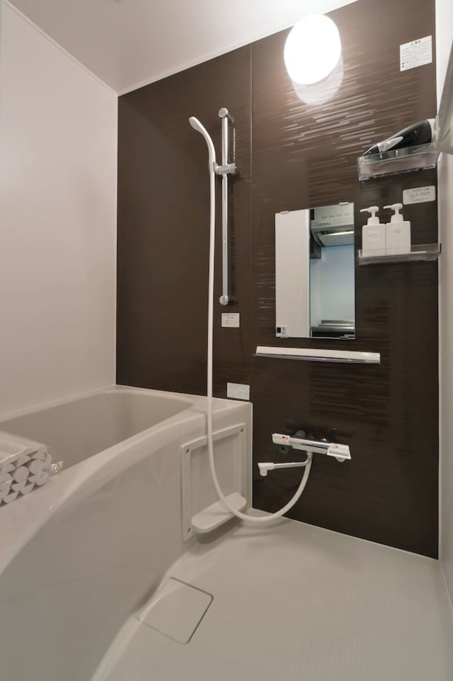 Apartment with Loft (2F) – No Elevetor | Bathroom | Separate tub and shower, free toiletries, hair dryer, slippers