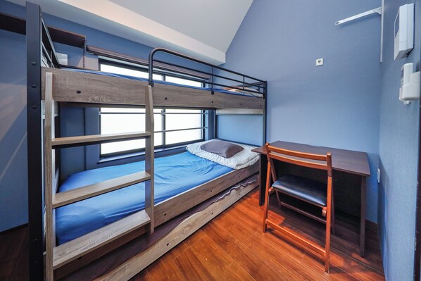 基本公寓 (with Loft (2F) – No Elevetor) | 1 間臥室、書桌、免費無線上網