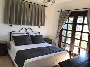 4 Schlafzimmer, Bügeleisen/Bügelbrett, WLAN, Bettwäsche