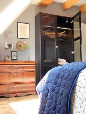 3 Schlafzimmer, Bügeleisen/Bügelbrett, Internetzugang, Bettwäsche