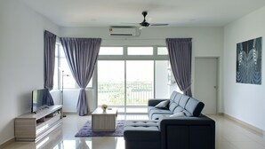 Appartamento Comfort, 4 camere da letto, vista città | Soggiorno