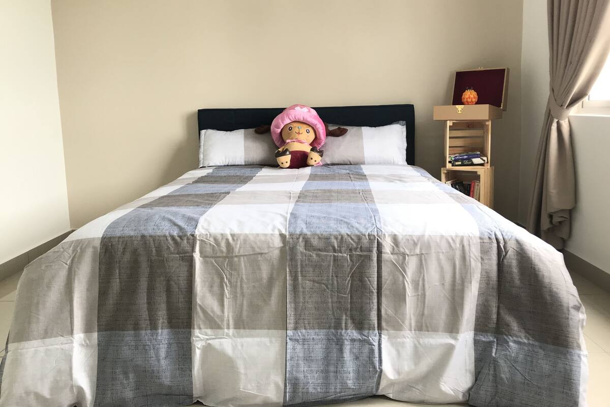 Condo, 3 Bedrooms with Sofa Bed, Non Smoking | Desk, laptop workspace, iron/ironing board, rollaway beds