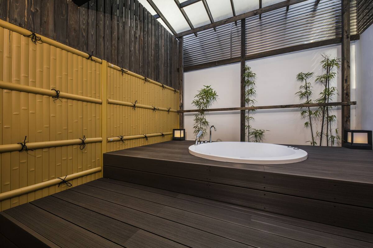 ห้องพรีเมียม, อ่างน้ำร้อน (Shiki Suites | Kyoto Umekoji) | อ่างน้ำวน