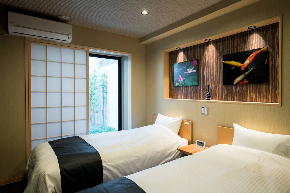 ห้องจูเนียร์ (Shiki Suites | Kyoto Umekoji) | ผ้าม่านกันแสง, Wi-Fi ฟรี, ห้องพักตกแต่งอย่างมีเอกลักษณ์
