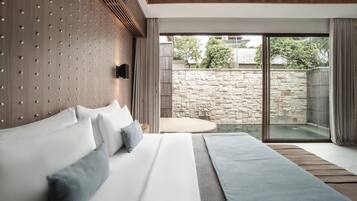 Romantic Villa | Pemandangan dari bilik