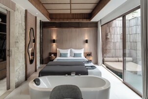 1 室のベッドルーム、ミニバー、セーフティボックス (室内)、デスク