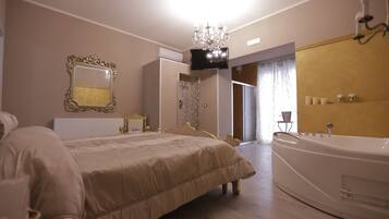 Double Room (Romantica) | 1 bilik tidur, peralatan tempat tidur premium, bar mini, meja