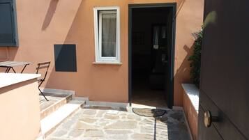 EntrĂ©e de lâhĂ©bergement