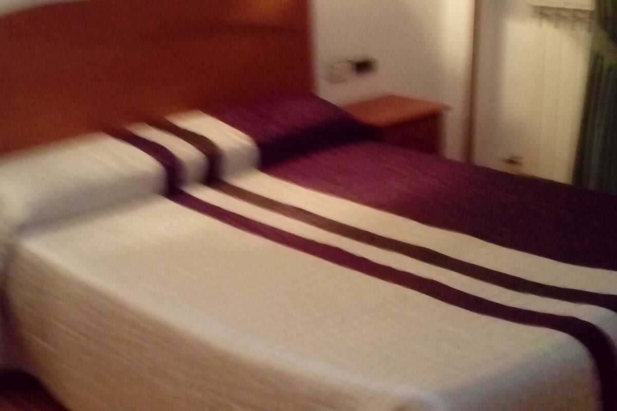 1 bedroom, premium bedding, in-room safe, desk